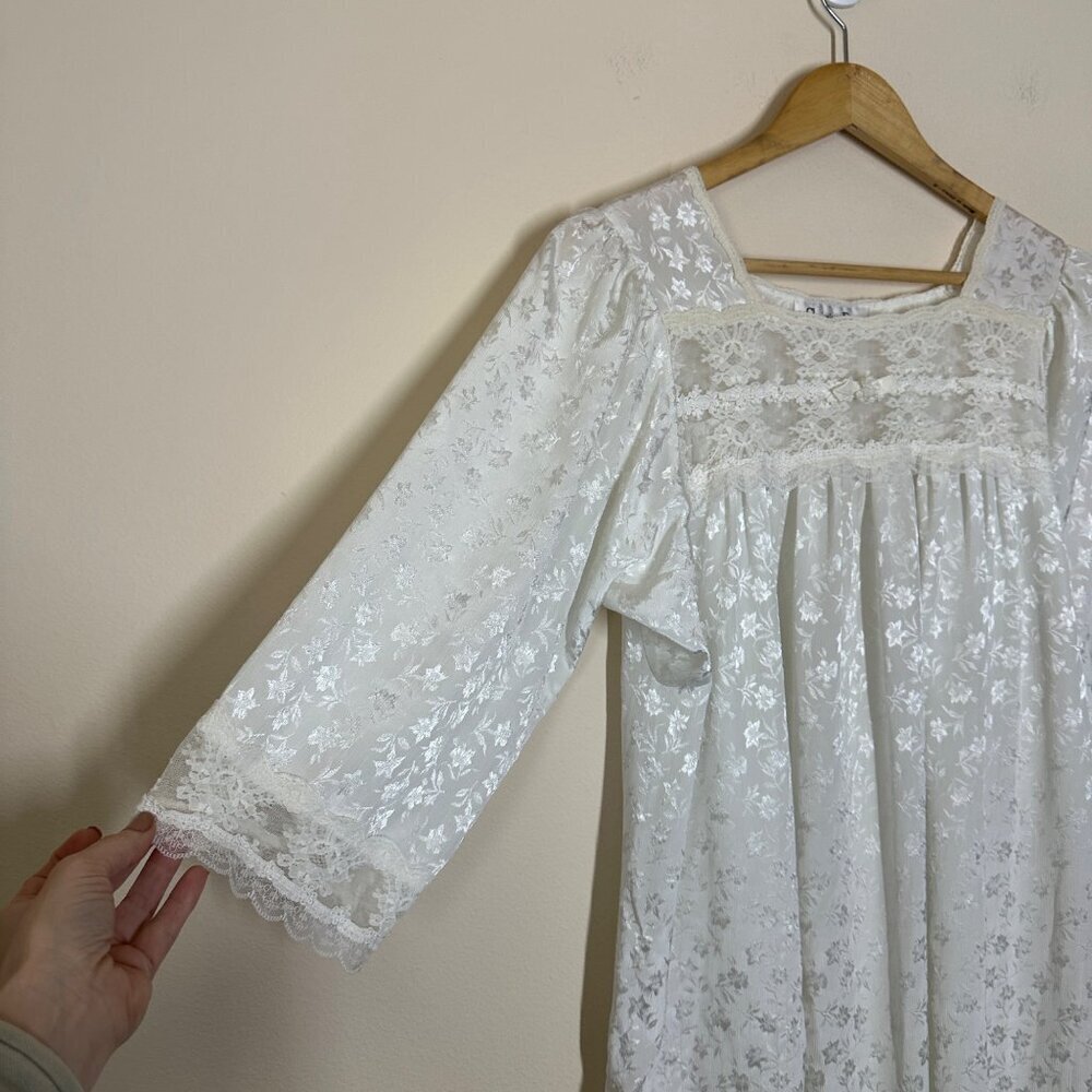 Vtg Christian Dior Square Lace Trim Nightgown Womens Size M Satin Cottagecore - Picture 2 of 5